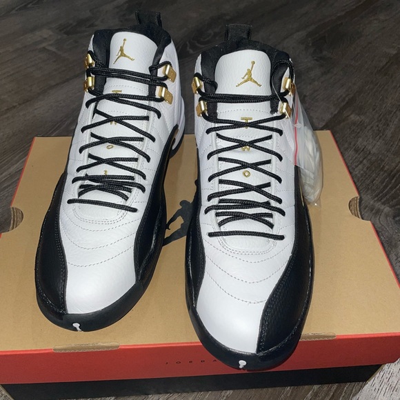 Jordan 12 retro Royalty 2021